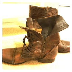 Steve Madden Troopa Combat Boots